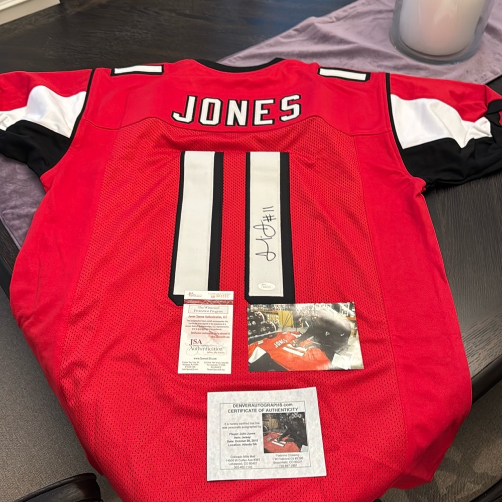 Julio Jones autographed jersey